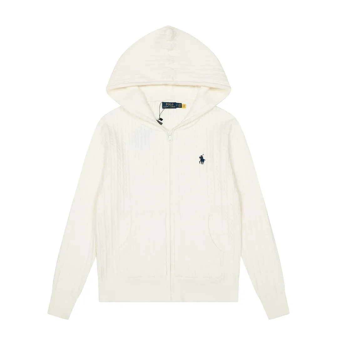 P310 Top quality" Style number: DS501# (not off the shelves all year round) [Ralph Lauren small twist solid color pony embroidered logo full zipper hooded jacket] ✅Ralph Lauren old money style classic basic versatile goddess style small twist zipper hooded jacket ✅Main supplier platform live broadcast Wholesale entity Replenish when out of stock Not off the shelf ✅ZP quality 1:1 version Scan the code to enter the GF website Counter quality ✅Customized zipper color is the same The full zipper stitching hood is very complicated. The small twist process takes a long time and the cost is extremely high. ✅The quality of the details is the only one in Guangzhou. Imported quality cotton yarn, focusing on high-end, cost-effective, good quality. Needless to say, the goddess’s upper body is really amazing, so sweet, so beautiful. This coat is really good-looking. Navy blue, apricot, pink, yellow, purple, light blue, Chinese red